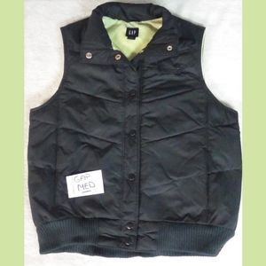 GAP GIRLS SIZE MED BLACK AND LIGHT GREEN VEST